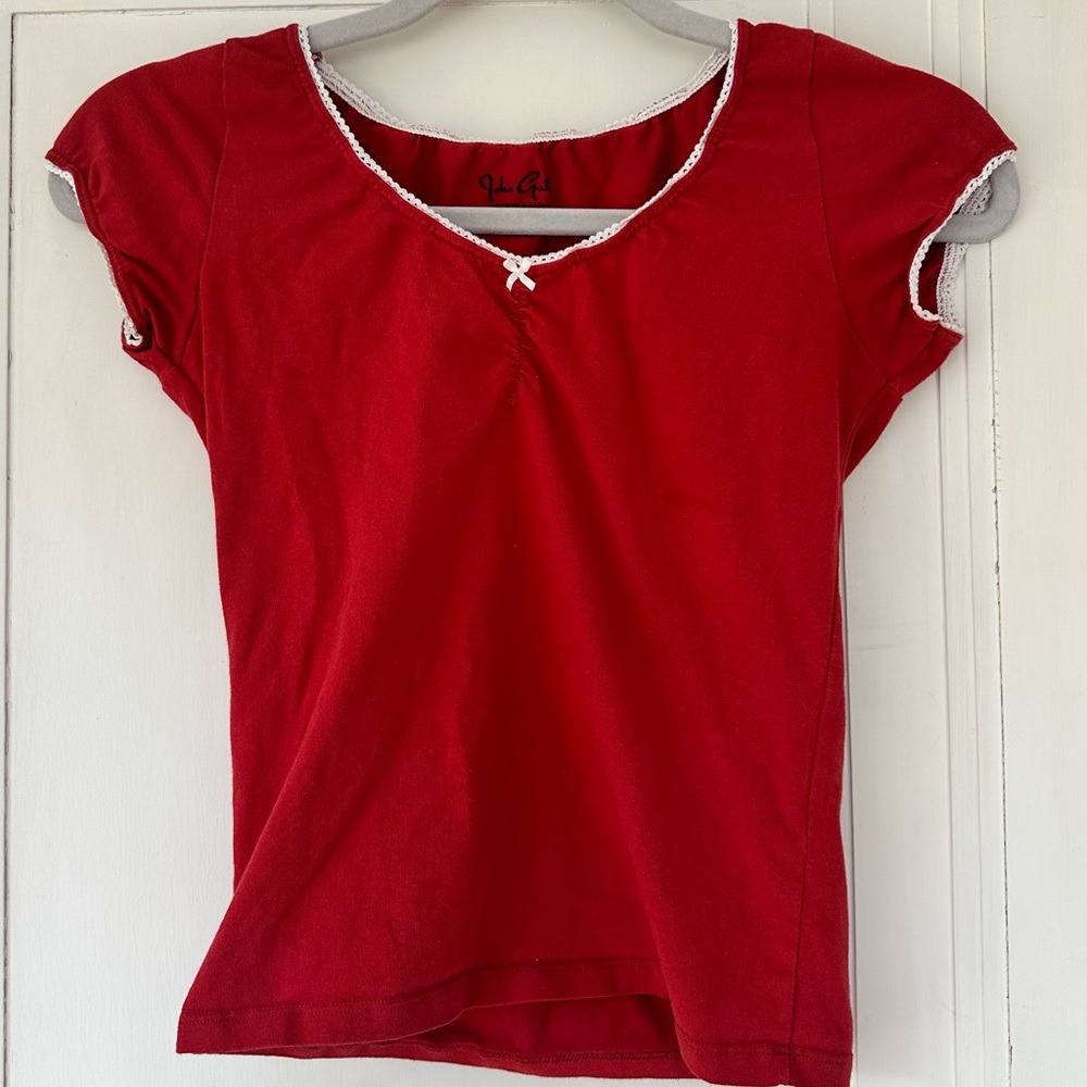 Red Brandy Melville tee